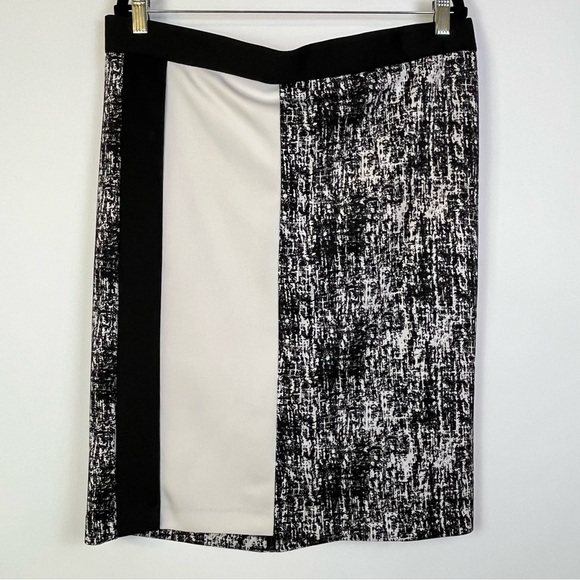 2/$30 Vince Camuto Asymmetrical Colorblock Skirt – Black/White – Size XL – GUC - Picture 1 of 8